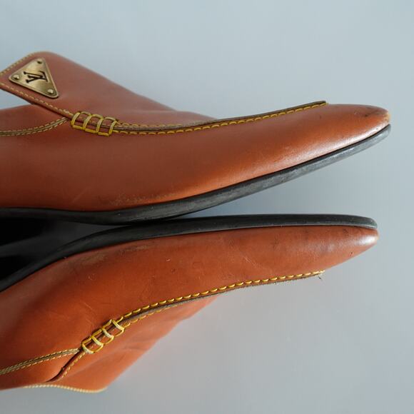 Louis Vuitton Tan Brown Orange Leather LV Gold Plaque Logo Square Toe Loafers - Picture 11 of 16